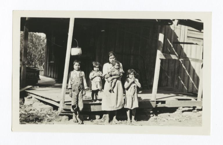 Woman with Four Young Children in Destitute Circumstances, Cherokee County, Oklahoma
