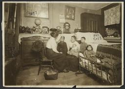 Mulberry Health Center Album -- Prenatal Nurse with Family